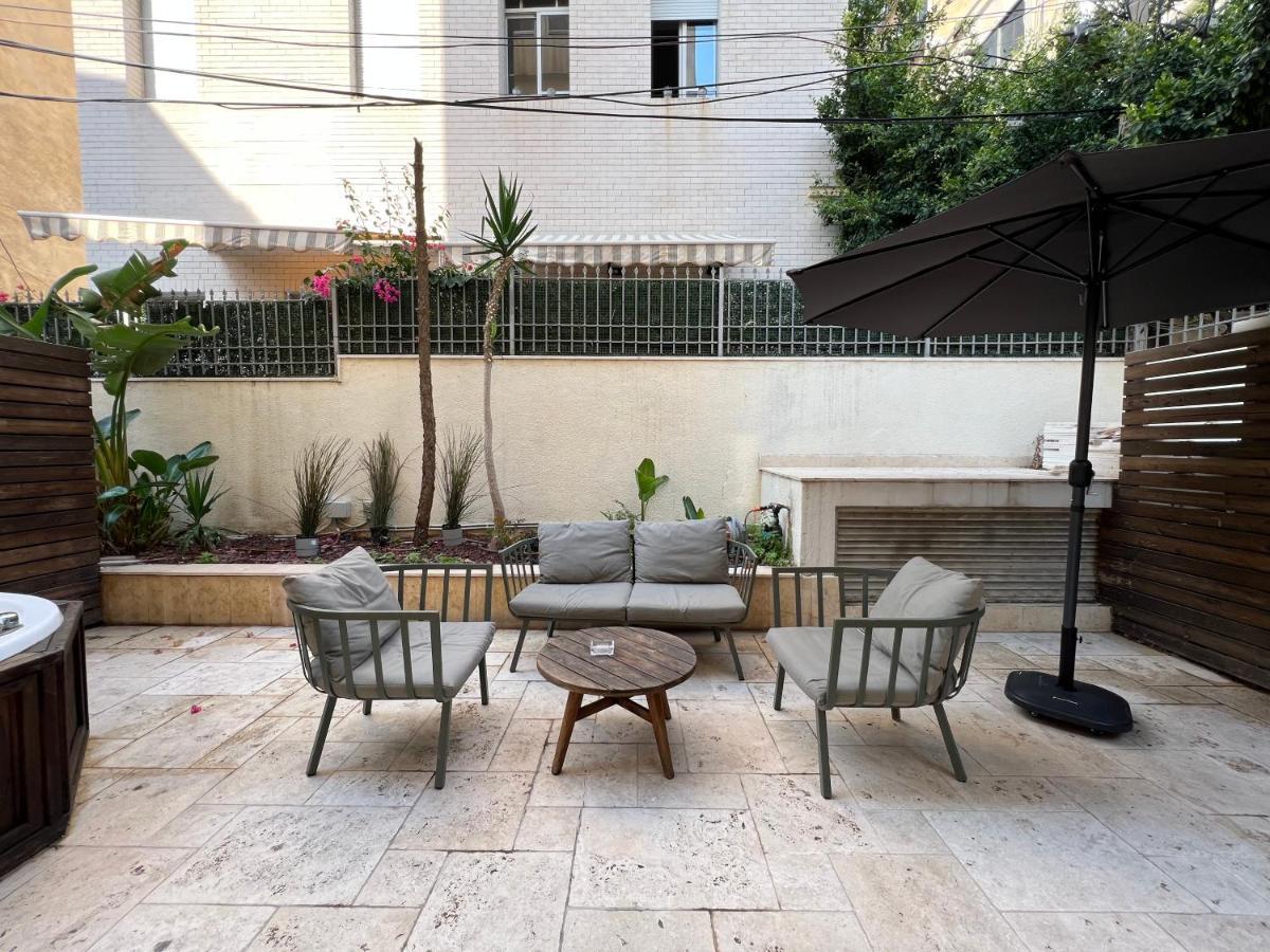 Beer Garden Hotel Tel Aviv Bagian luar foto