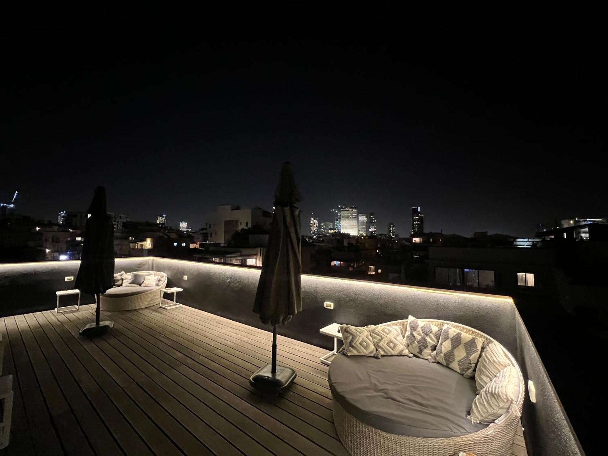 Beer Garden Hotel Tel Aviv Bagian luar foto