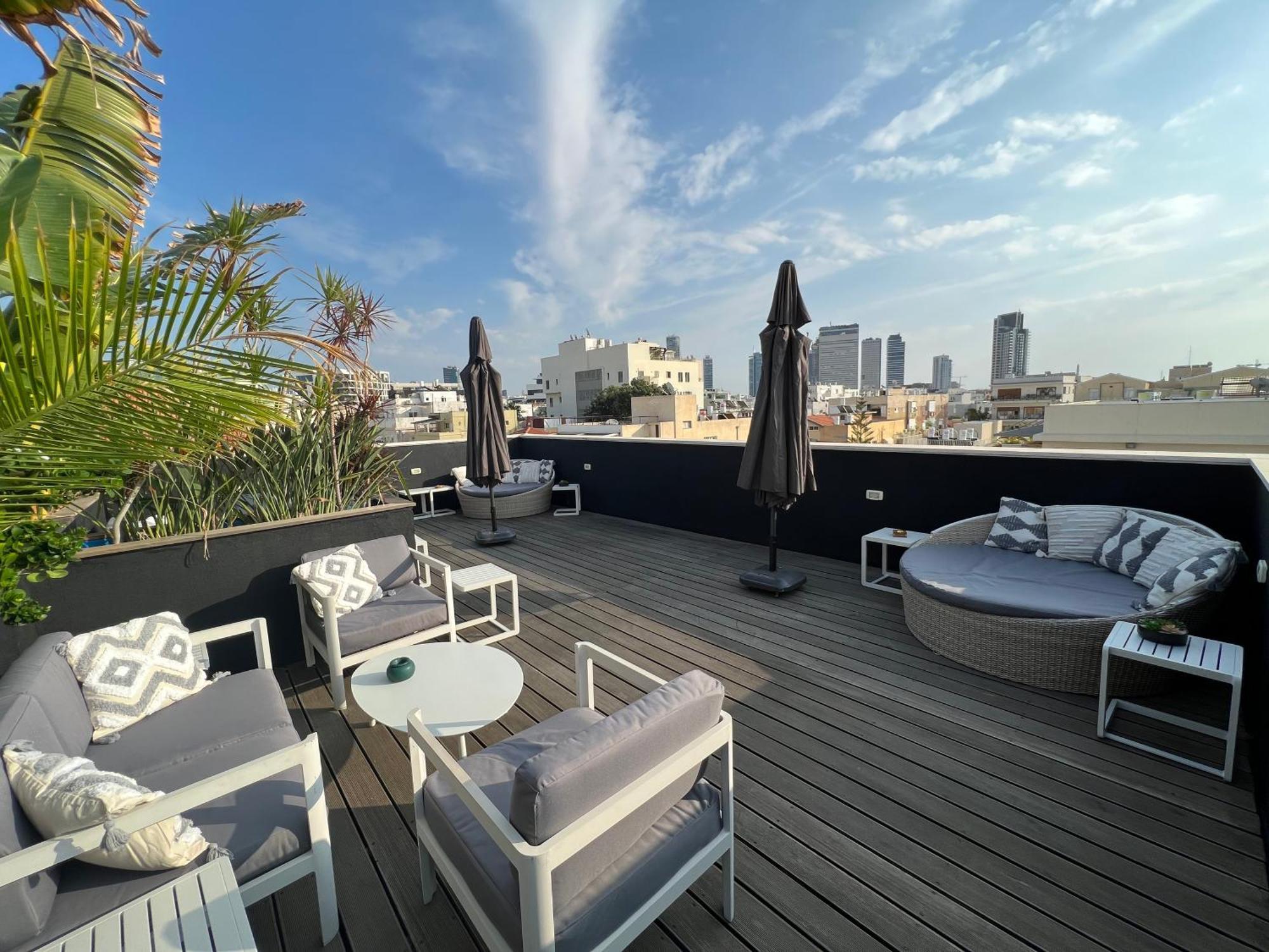 Beer Garden Hotel Tel Aviv Bagian luar foto