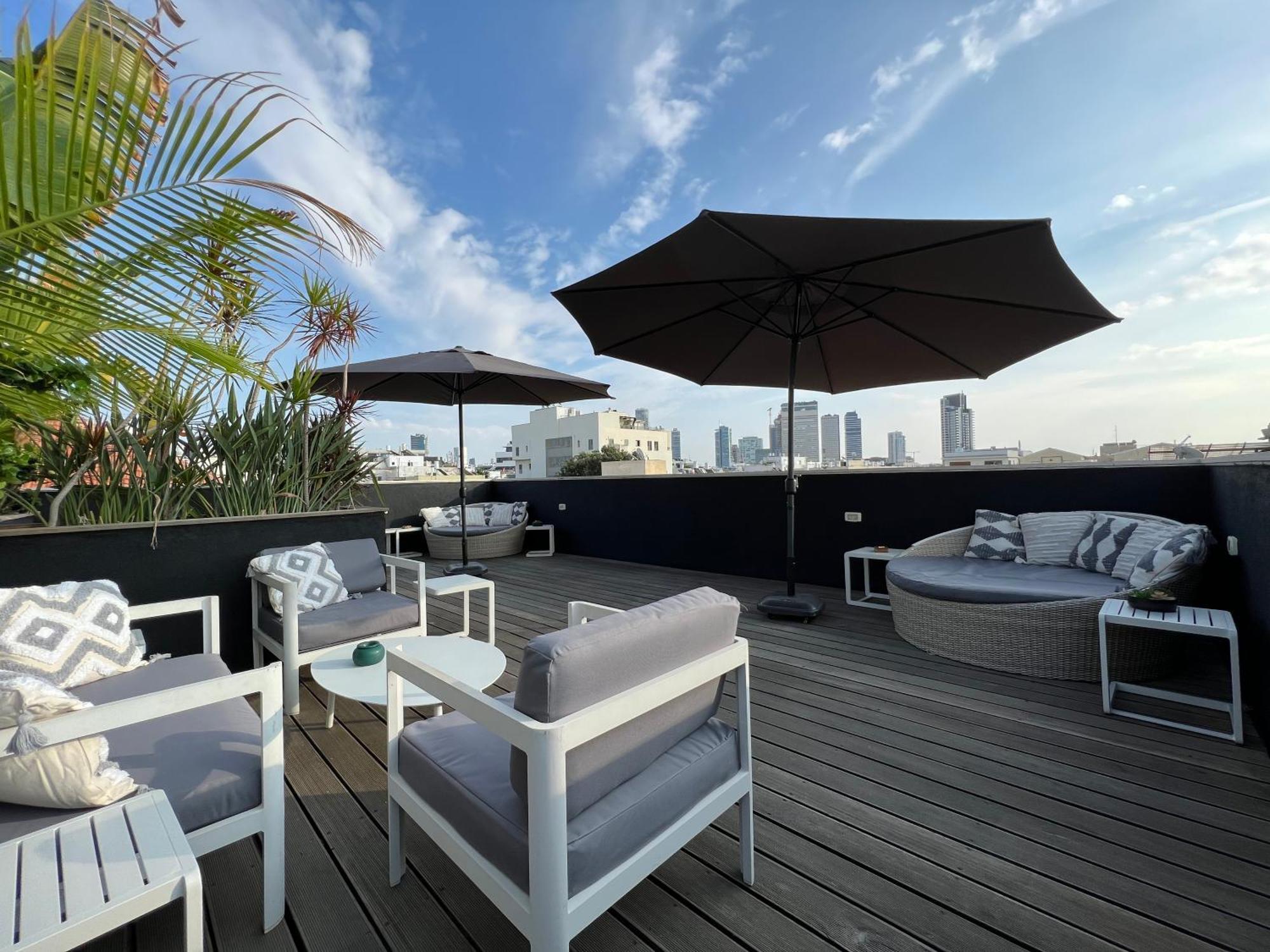Beer Garden Hotel Tel Aviv Bagian luar foto