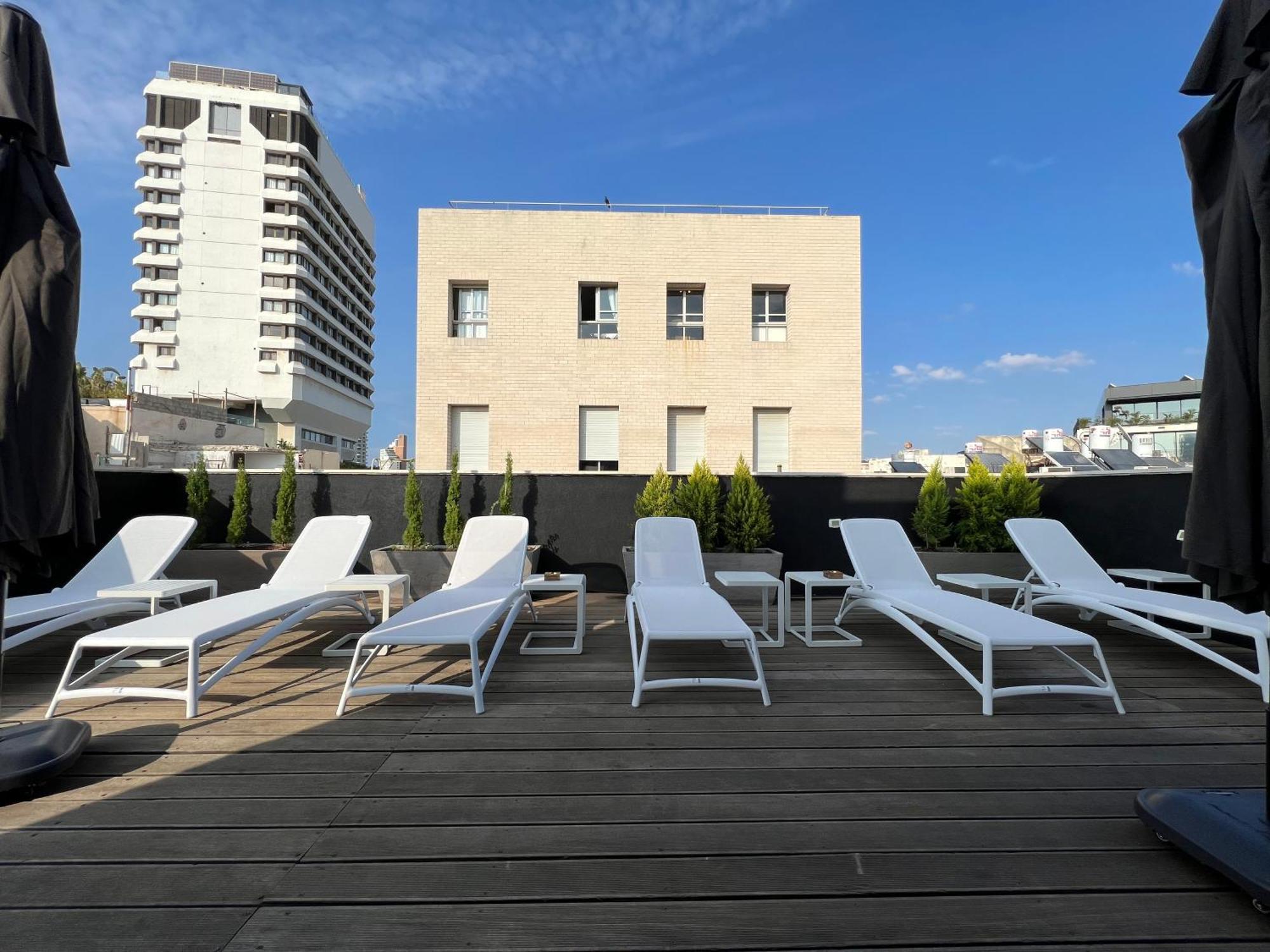 Beer Garden Hotel Tel Aviv Bagian luar foto